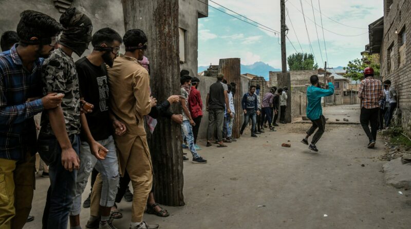 In Kashmir Growing Misery And Anger-Photo-By-Atul-Loke-For-NYTimes