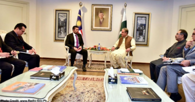 FM lauds Malaysian bold stance on occupied Kashmir